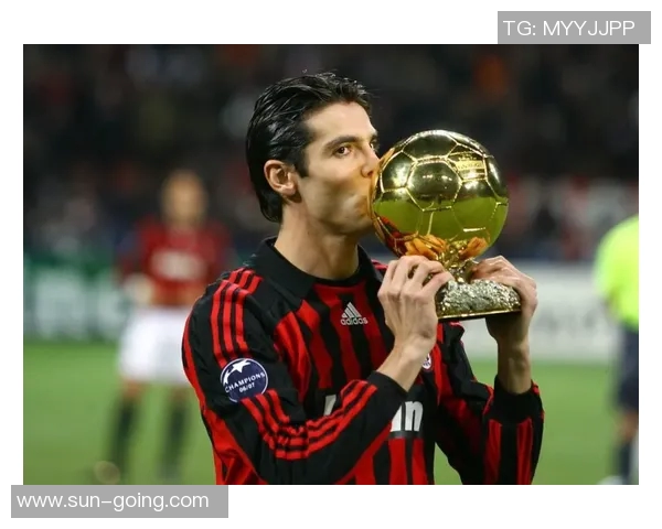 足球明星C罗公仔热销背后的故事与收藏价值探秘